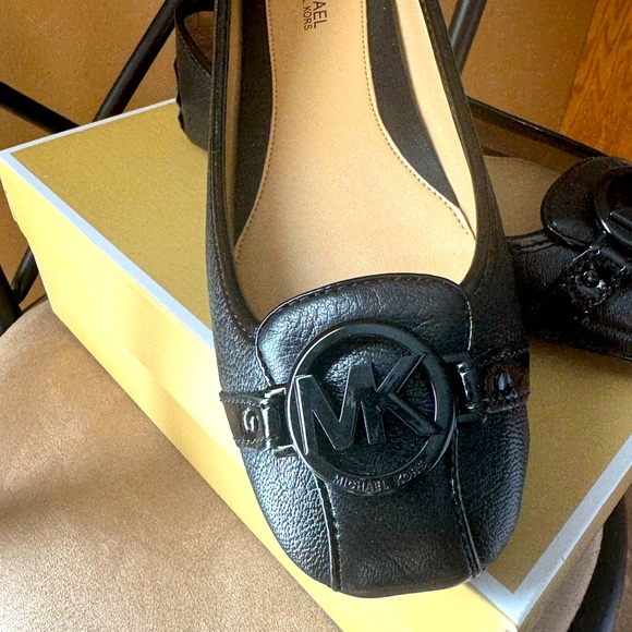 Michael Kors Moccasins- Black Leather - Picture 10 of 11